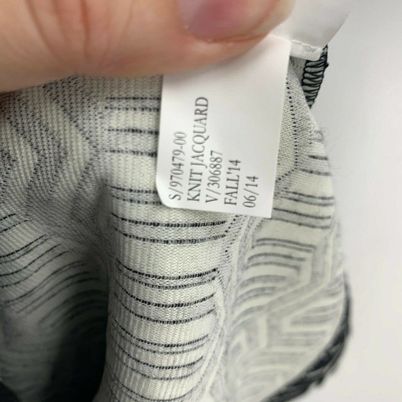 Banana Republic Geo Pencil Straight Skirt Size 0 - Picture 8 of 12